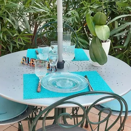 Apartamento T2 Rez De Jardin Avec Piscine Et Tennis Fréjus