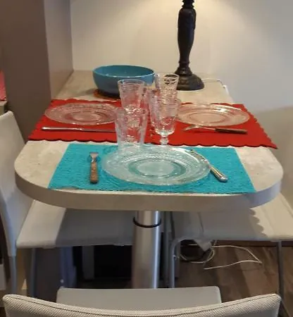 T2 Rez De Jardin Avec Piscine Et Tennis Apartamento